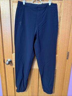 On Running Men's Navy Blue Athletic Jogger Pants